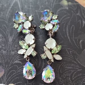 Crezus (France) Elegant Multicolor Crystal Drop Clip On Earrings